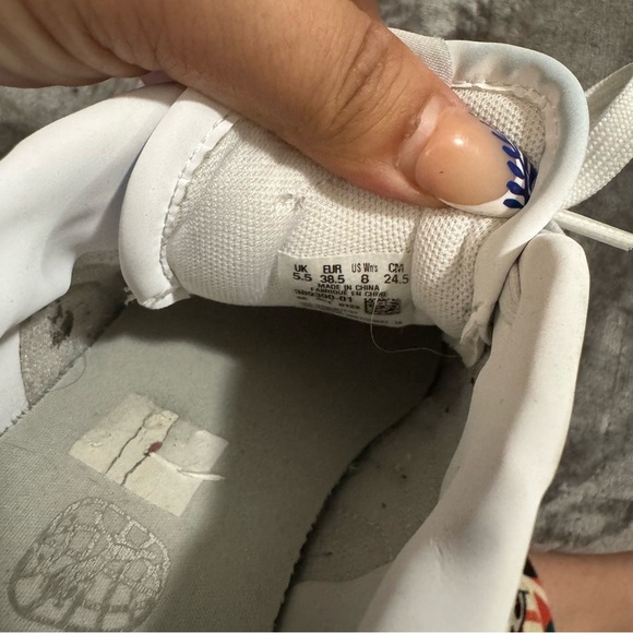 Puma Women's White Sneakers - Picture 5 of 5